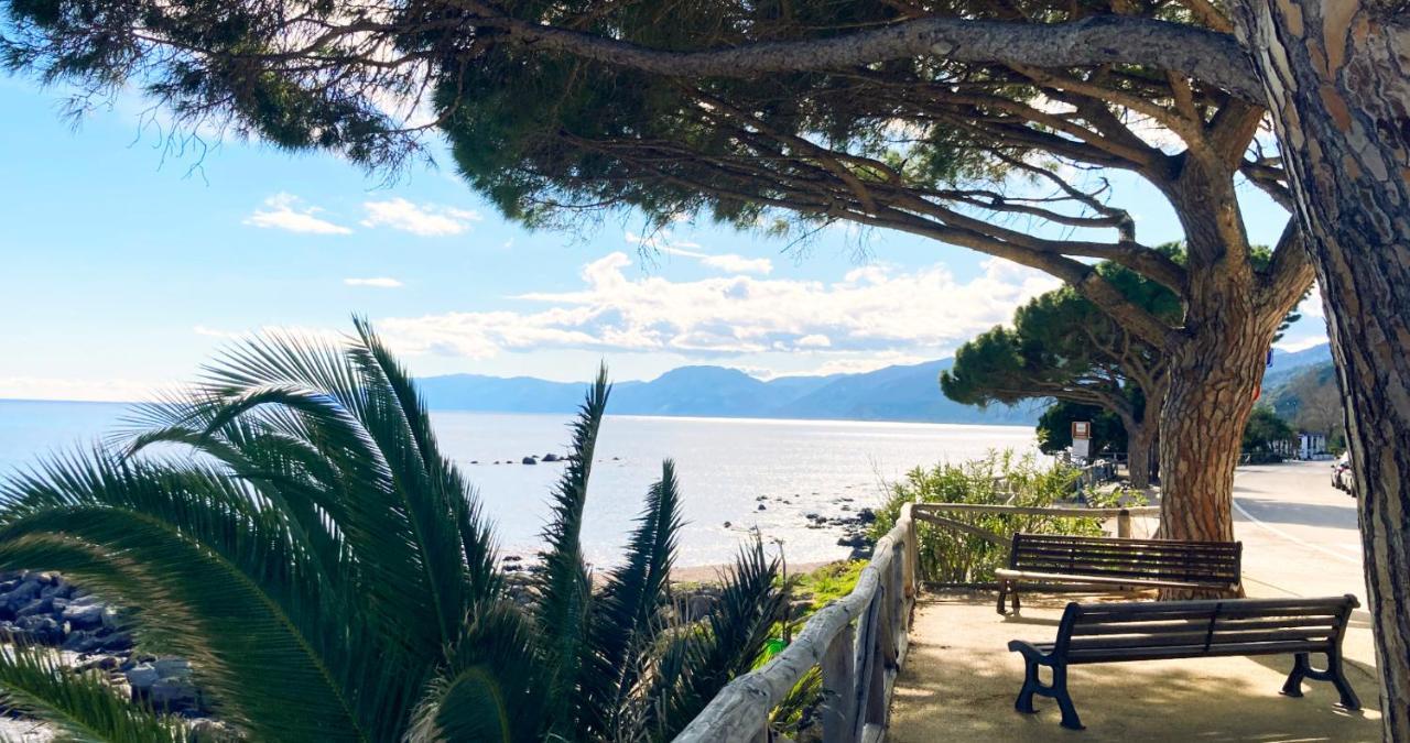 Appartamento Perla Bianca, Con Wifi E Air Con Cala Gonone Zewnętrze zdjęcie